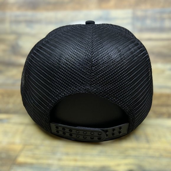 Space Invaders Mens Trucker Hat Black Snapback 80s Atari Retro Video Game Cap - Picture 4 of 6